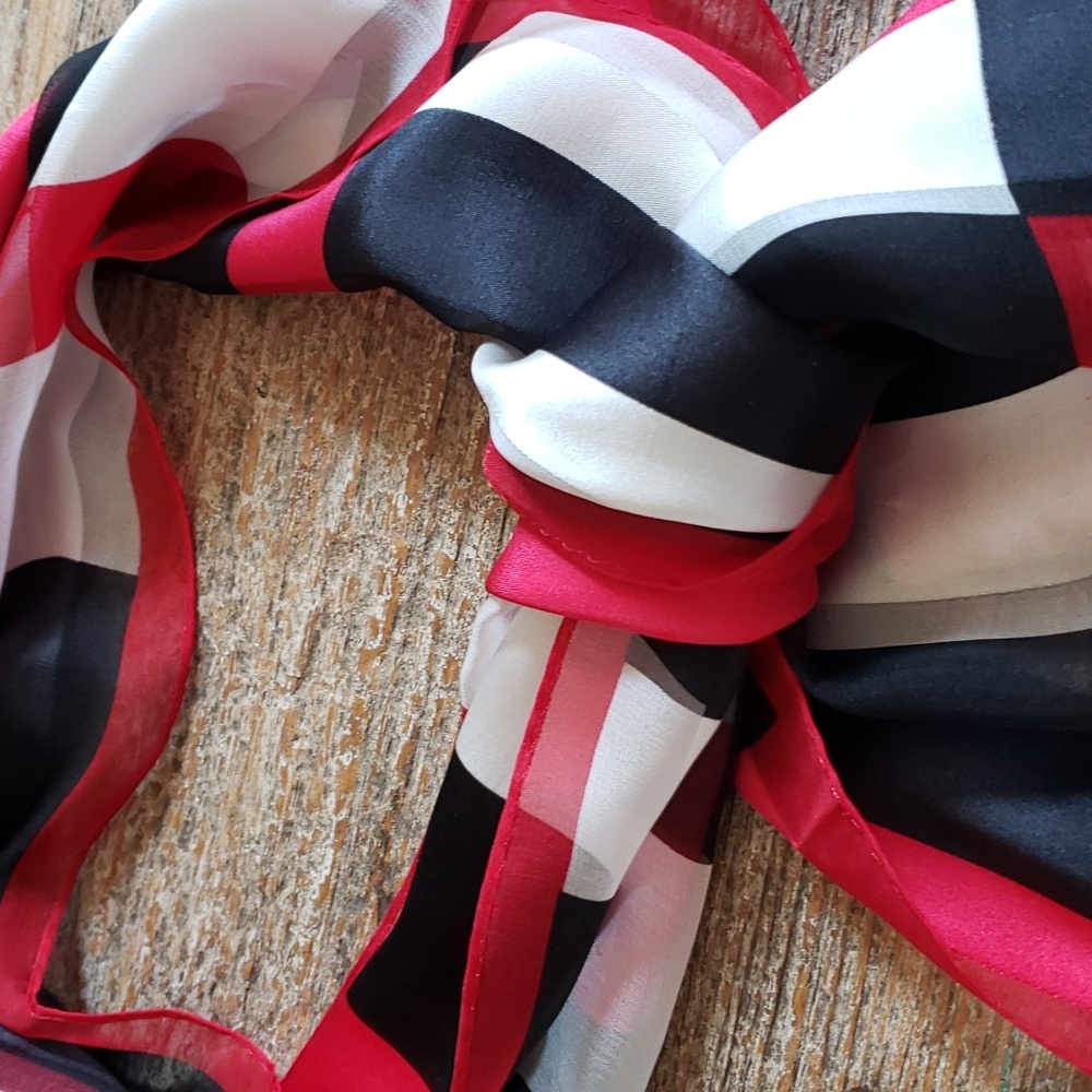 ADRIENNE VITTADINI Vintage red, white, black Printed Silk Scarf. EUC (BIN 008)